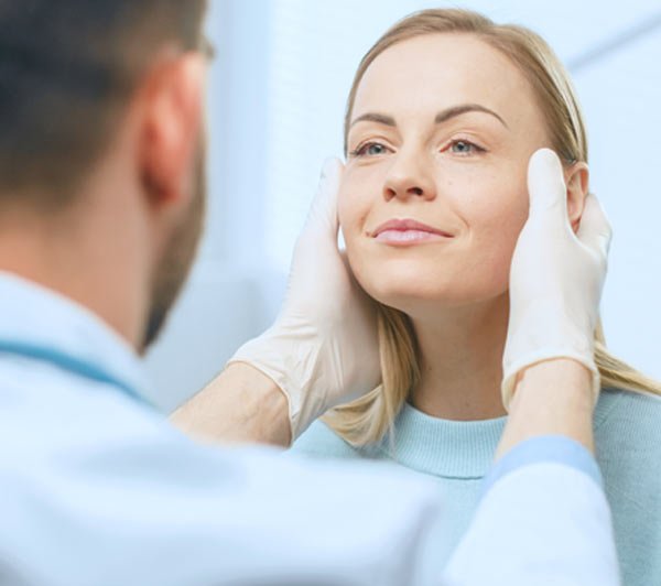 מתיחת פנים וצוואר